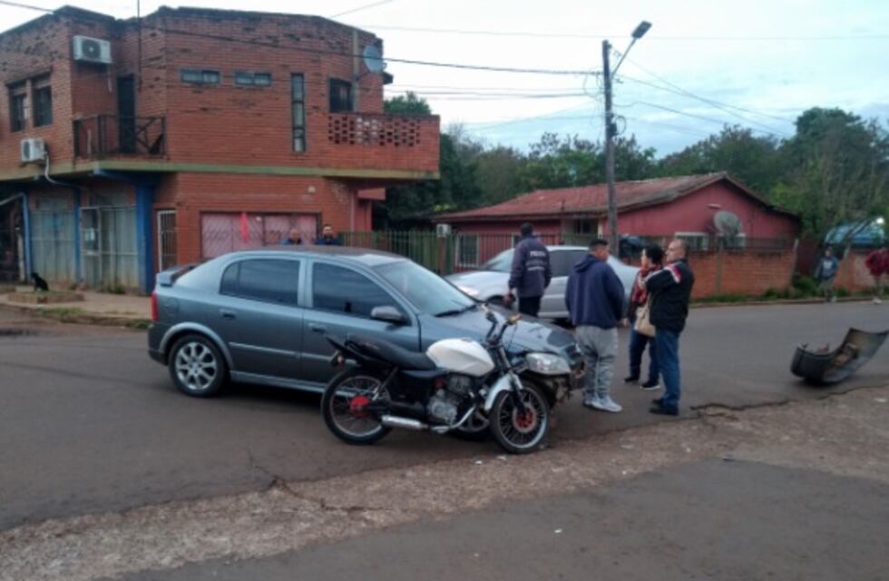 Puerto Iguazú: accidente vial dejó como saldo daños materiales
