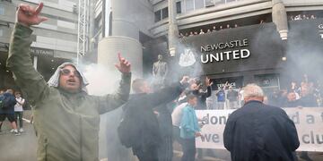 Newcastle United fue comprado por un grupo inversor de Arabia Saudita.