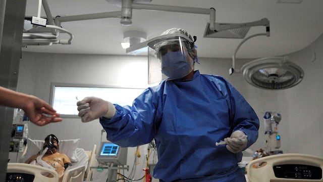 El informe diario de Salud comunicó que hasta la fecha en Mendoza se registraron 64.987 casos positivos de coronavirus. Andres Larrovere /AFP