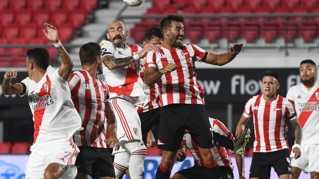 River perdió 2-1 antes Estudiantes de La Plata. (Foto: Clarín/Marcelo Carroll)