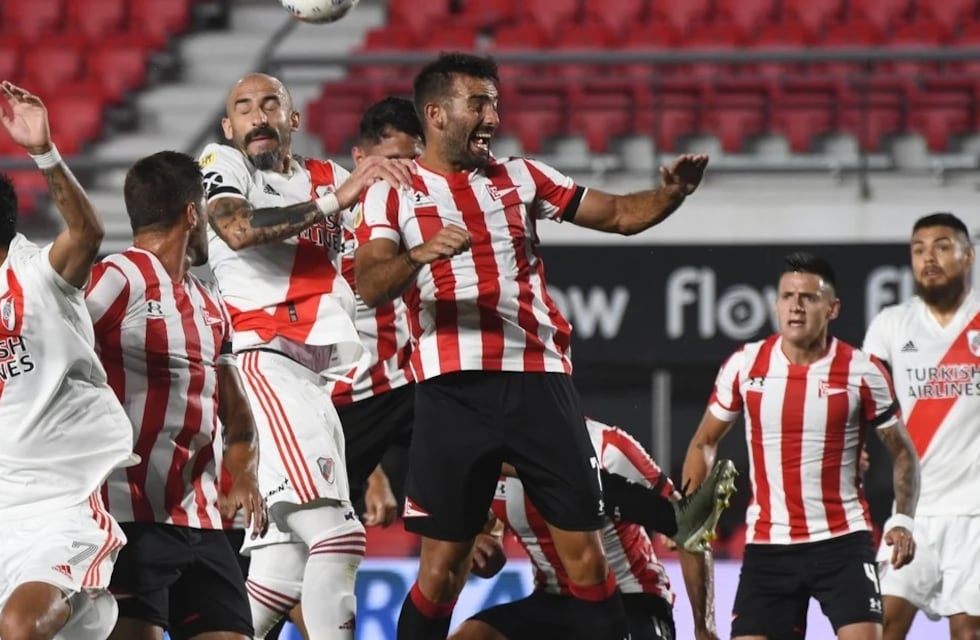 River cayó 2-1 ante Estudiantes de La Plata por la Copa de la Liga