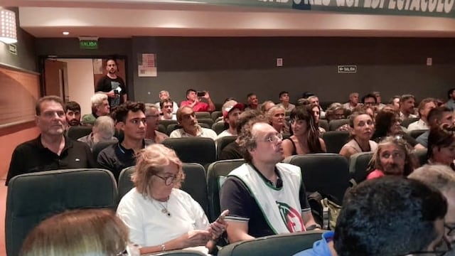Darío Cocco, a la izquierda, estuvo presente en el acto.