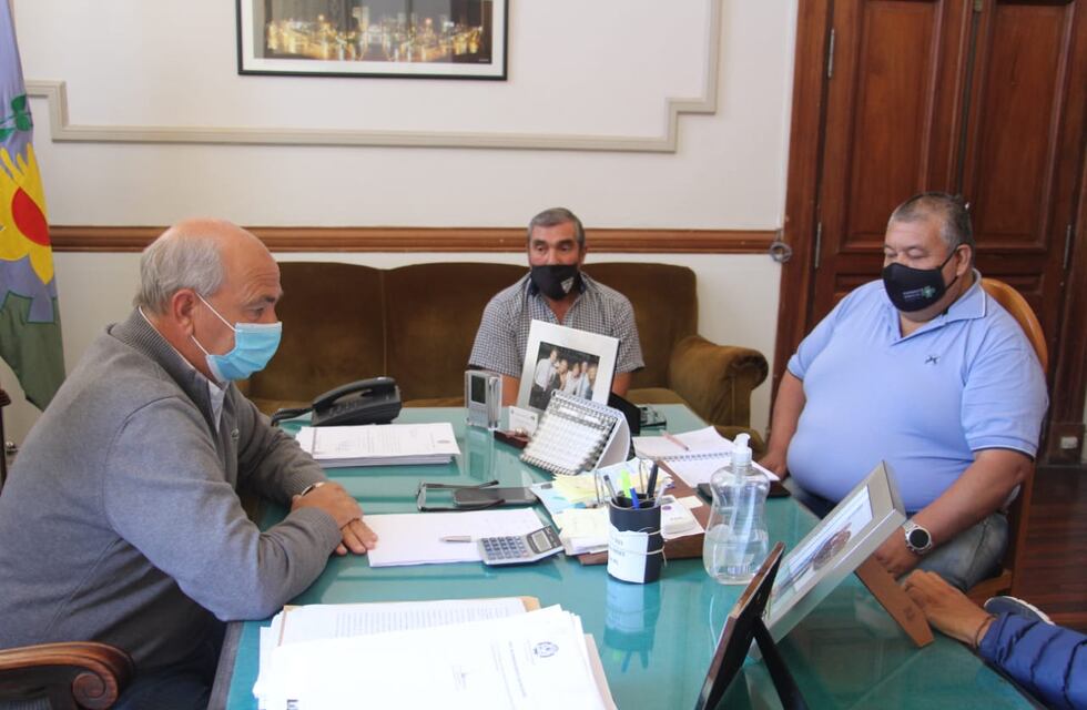 15% de aumento y bono de 3 mil pesos para los empleados municipales