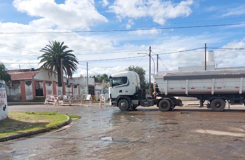 Piden restringir el tránsito pesado en las 5 esquinas de San Luis y Jujuy