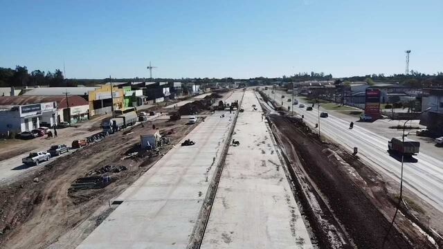 Las obras que se ejecutan en la Autovía de la ruta 11 es una de las más importantes en la provincia.