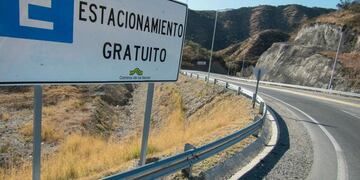 El sujeto estacionó como quiso en Córdoba y el escrache se volvió viral en las redes (Imagen Ilustrativa).