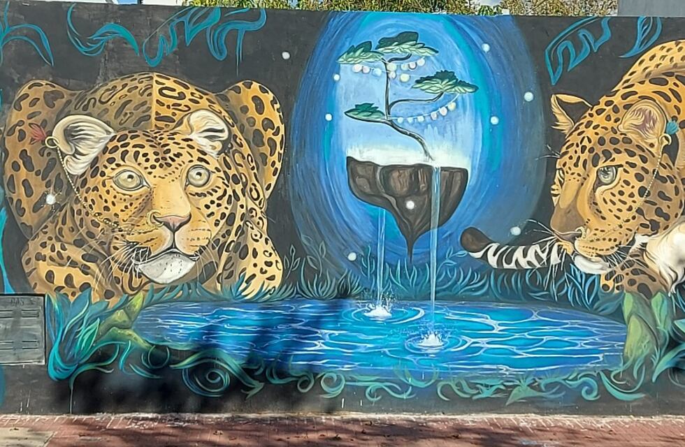 Restauraron el mural de los leopardos