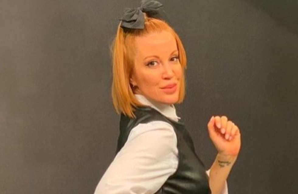 Miriam Lanzoni se sacó el corpiño para contar la historia del jean