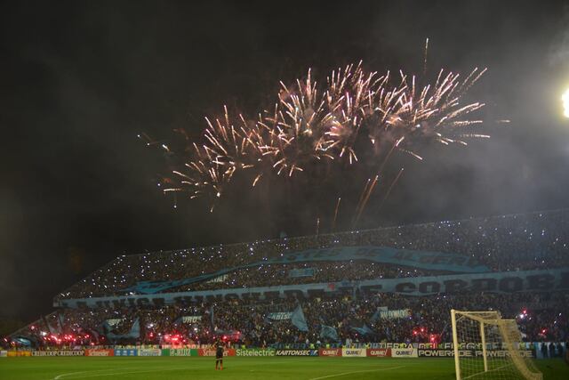 Los hinchas de Belgrano, por ahora, deberán mirar el posible ascenso del equipo por TV. (Javier Ferreyra / La Voz)