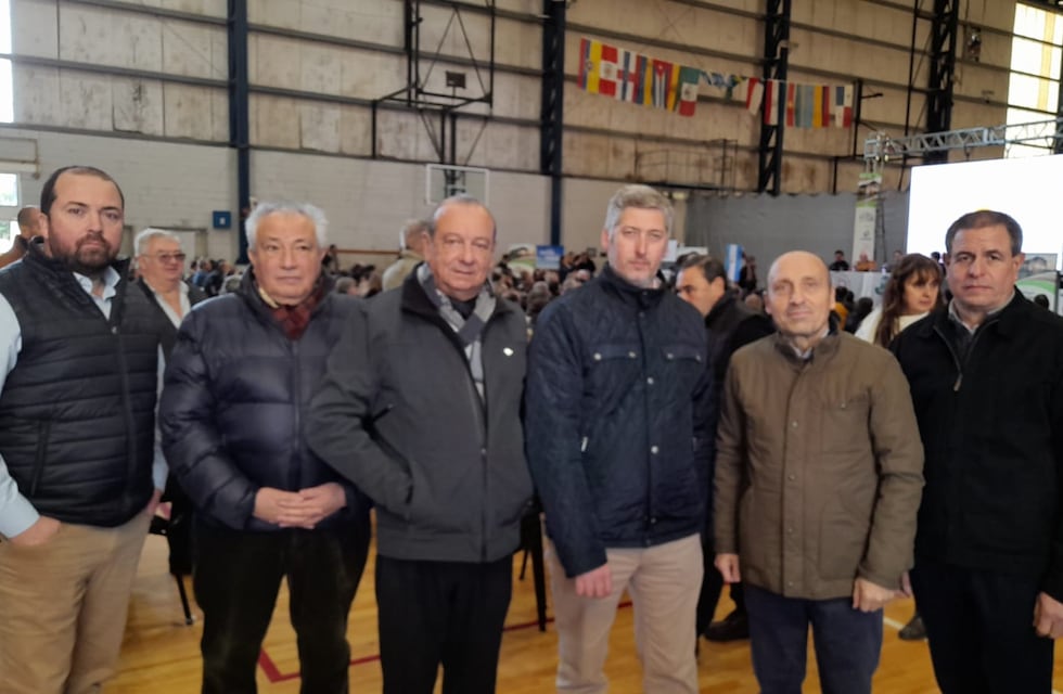 El Intendente Carlos Sánchez presente en el 3er Simposio de Caminos Rurales