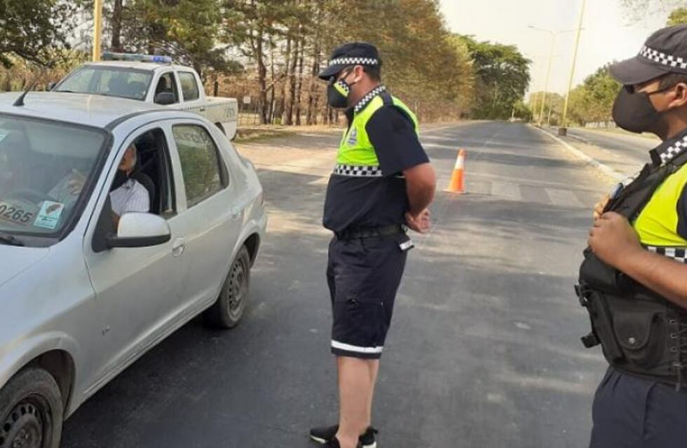 Estrictos controles policiales para desalentar la peregrinación de fieles hacia La Reducción