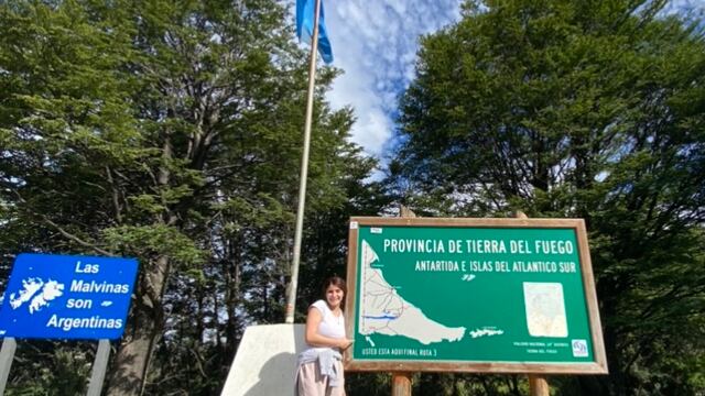 El viaje largó valió la pena cuando se llegó a la punta del mapa, lo más esperado del viaje. Pero la travesía solamente estaba hasta la mitad. (Foto de una de las integrantes de la familia maipucina).