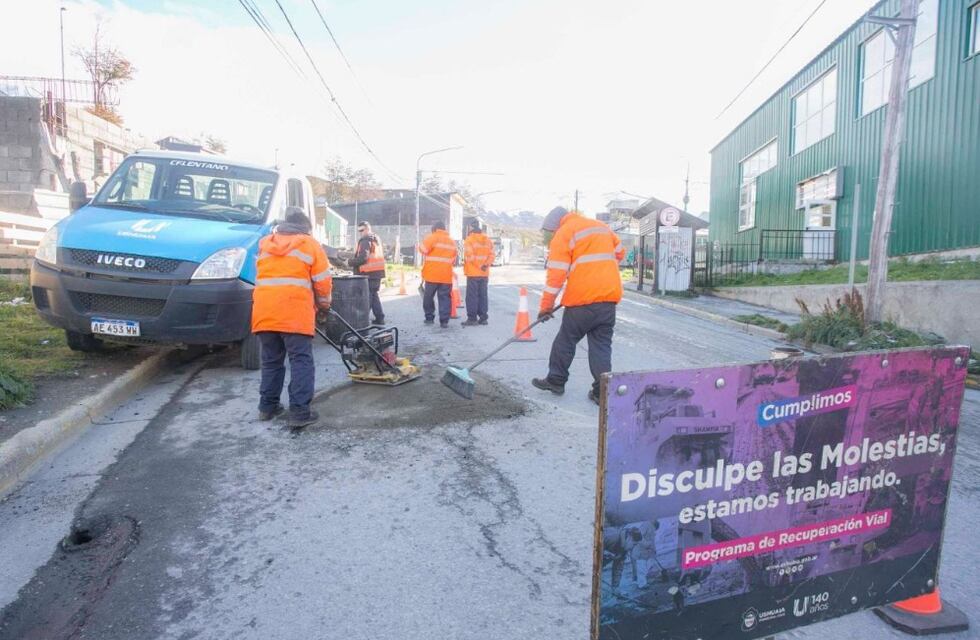 Avances en la Recuperación Vial de Ushuaia: Obras y Mejoras en las Calles de la Ciudad