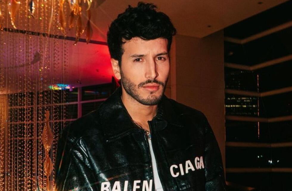 Mucha vegetación, amplias ventanas y colores claros: así es la lujosa casa de Sebastián Yatra en Miami