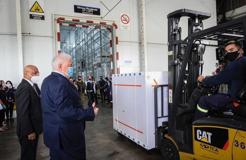 Argentina inicia “un ritmo vacunatorio más acelerado” con la llegada de las vacunas de India
