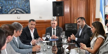 Apuesta tucumana al sector tecnológico: Más de 30 empresarios locales participaron de la misión comercial en Europa.