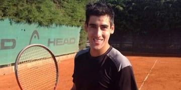 El tenista que llegó al puesto 920° del ranking de singles de la ATP y 437° del mundo en dobles, tiene 28 años y nació en Río Gallegos.