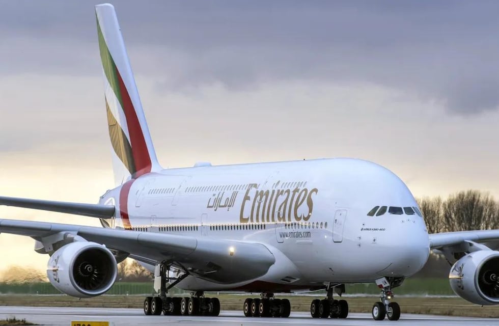 Tiene dos pisos y pesa 540 toneladas: así es el avión más grande del mundo, contado por una joven de Córdoba