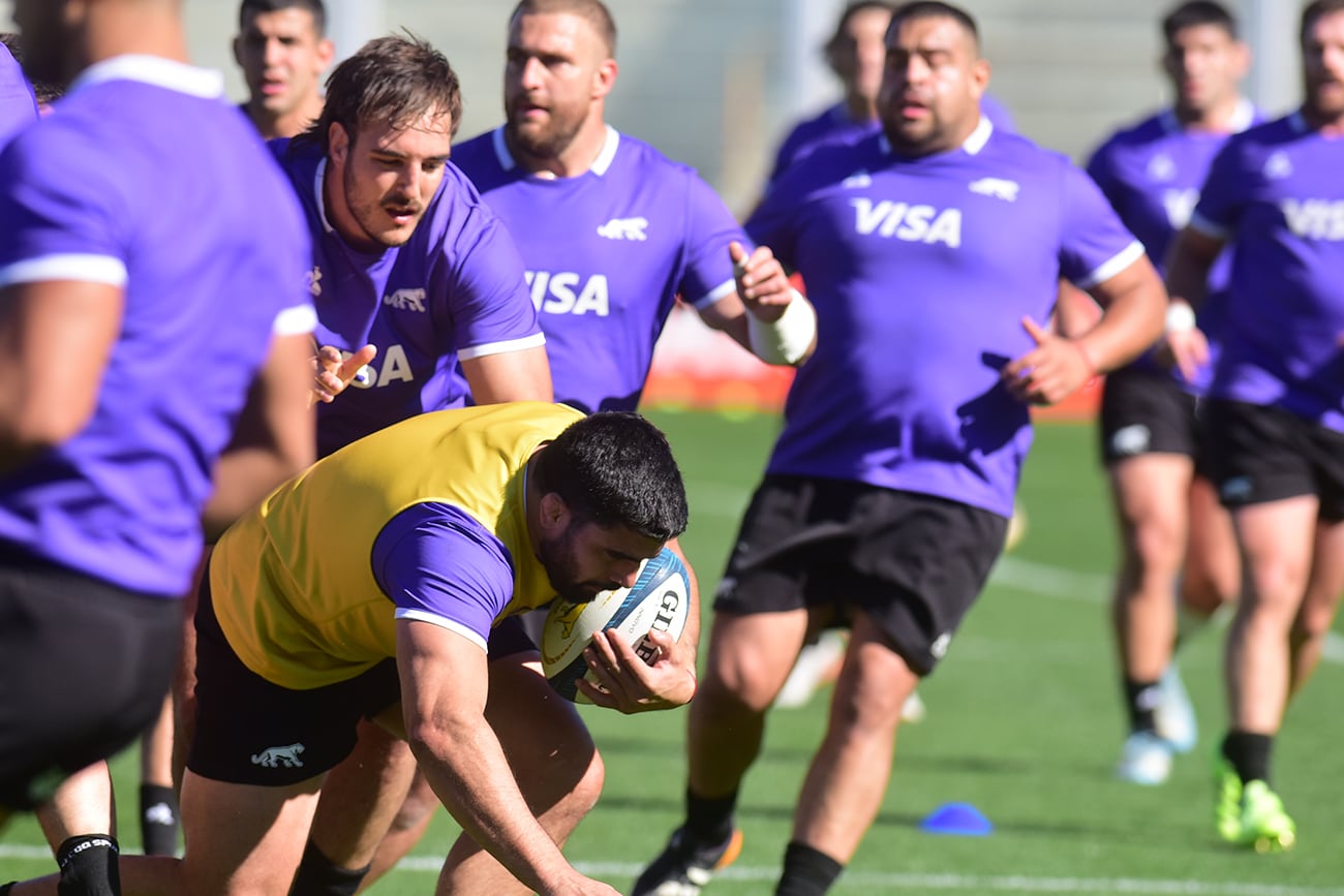 Entrenamiento abierto de Los Pumas en el Kempes. (José Gabriel Hernández / La Voz).
