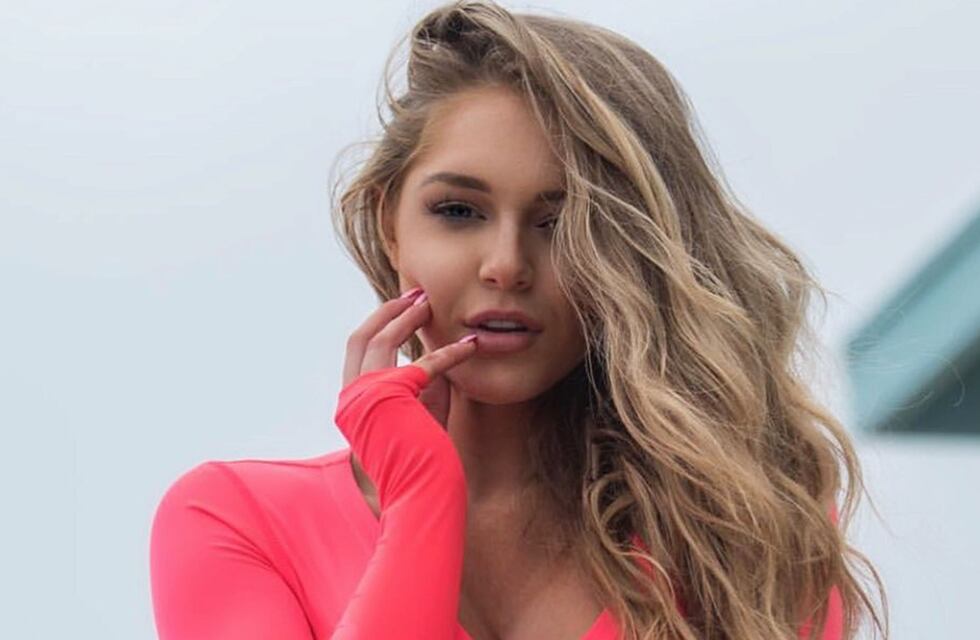 Es una estrella en Onlyfans, la grabaron golpeando a su novio y ahora la acusan de haberlo matado