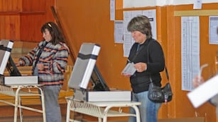 Prueba. En la elección de gobernador, hubo una acotada prueba de voto electrónico en La Falda (La Voz/Archivo).