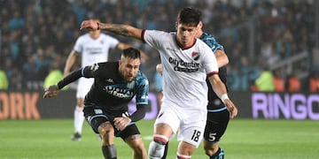 El delantero de 20 años ingresó en el segundo tiempo del duelo con Racing.