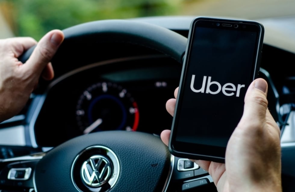 Precios altos, mucha espera y poca ganancia: cuáles serían las “contras” de la regulación de Uber en Córdoba