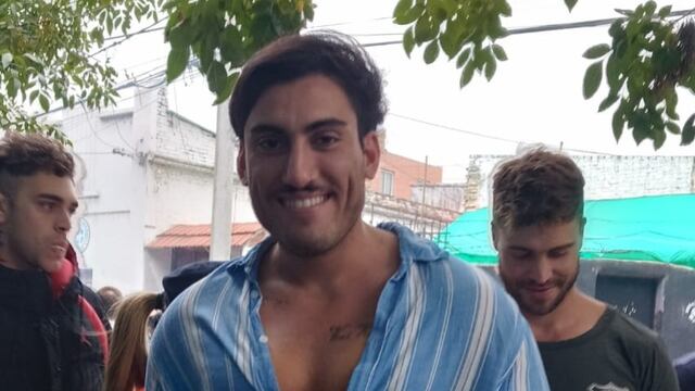 Tomás Holder visitó Alberdi y alentó al Pirata.