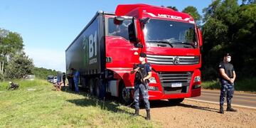 Recuperaron un camión robado en Bernardo de Irigoyen.