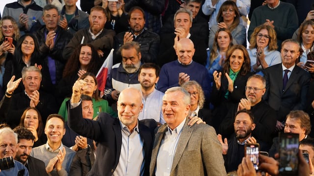 Acto de Horacio Rodríguez Larreta junto a Diego Santilli y Gerardo Morales en Tres de Febrero (Foto Maxi Failla / Clarín)