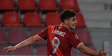 El juvenil Julián Alvarez es la figura del Millonario