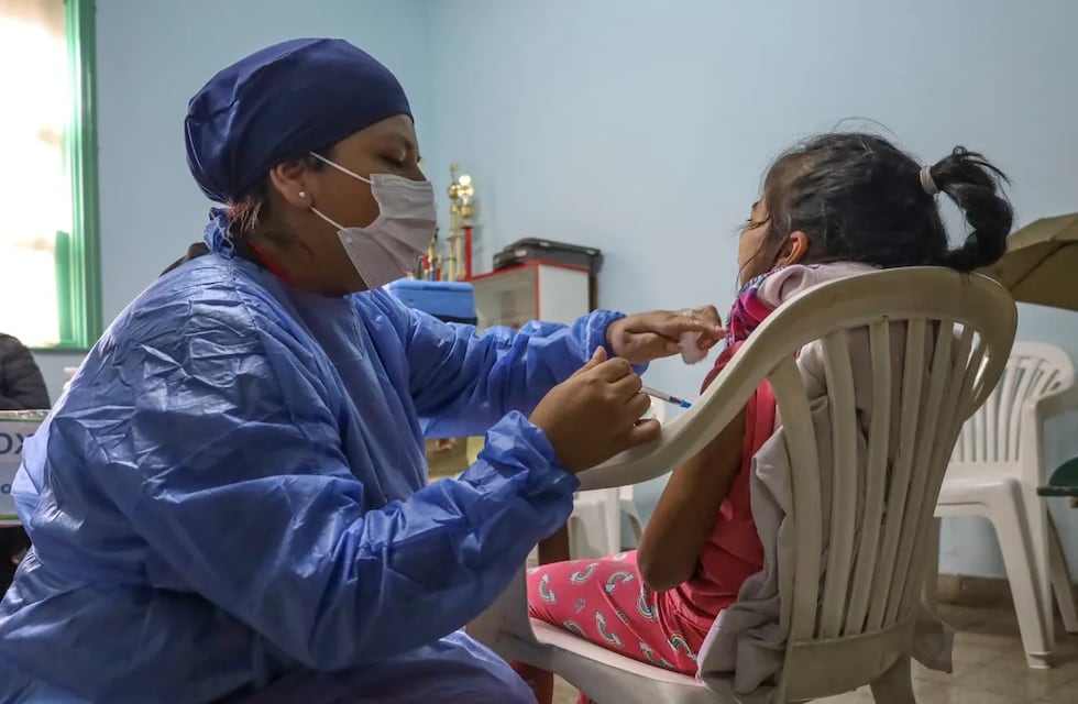 Coronavirus en Jujuy: aplican tercera dosis a bebés de seis meses en adelante