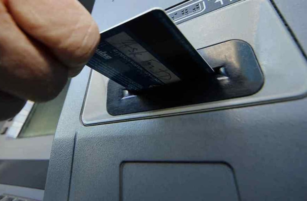 Un banco de Córdoba deberá indemnizar a un cliente por un débito incorrecto