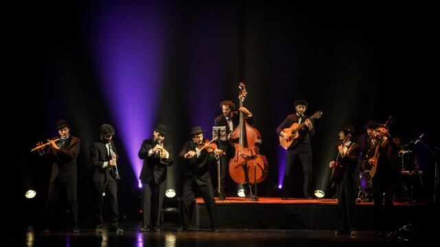 La Orquesta del Cuarteto del amor cierra el Festival de Teatro de Rafaela