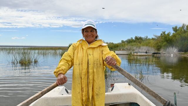 Cecilia Vázquez, pescadora en Río Negro.