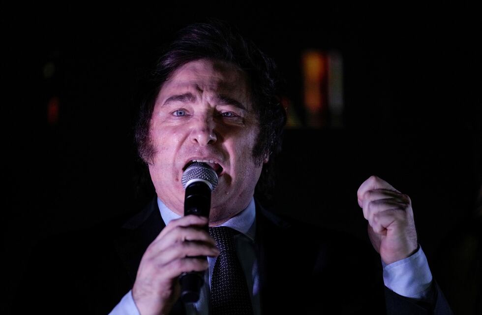 Milei volvió a reunir a su gabinete y esta vez participaron Barra y Sturzenegger