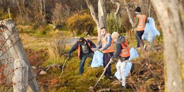 Jornada de limpieza en sectores comunitarios del barrio Malvinas