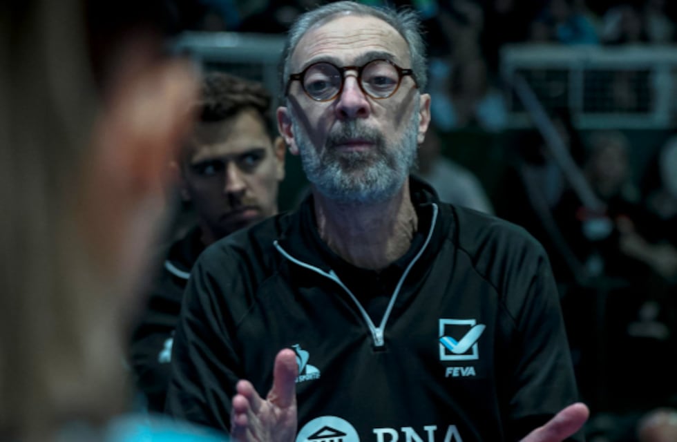 Daniel Castellani está en Jujuy para dictar una Clínica Integral de Voleibol