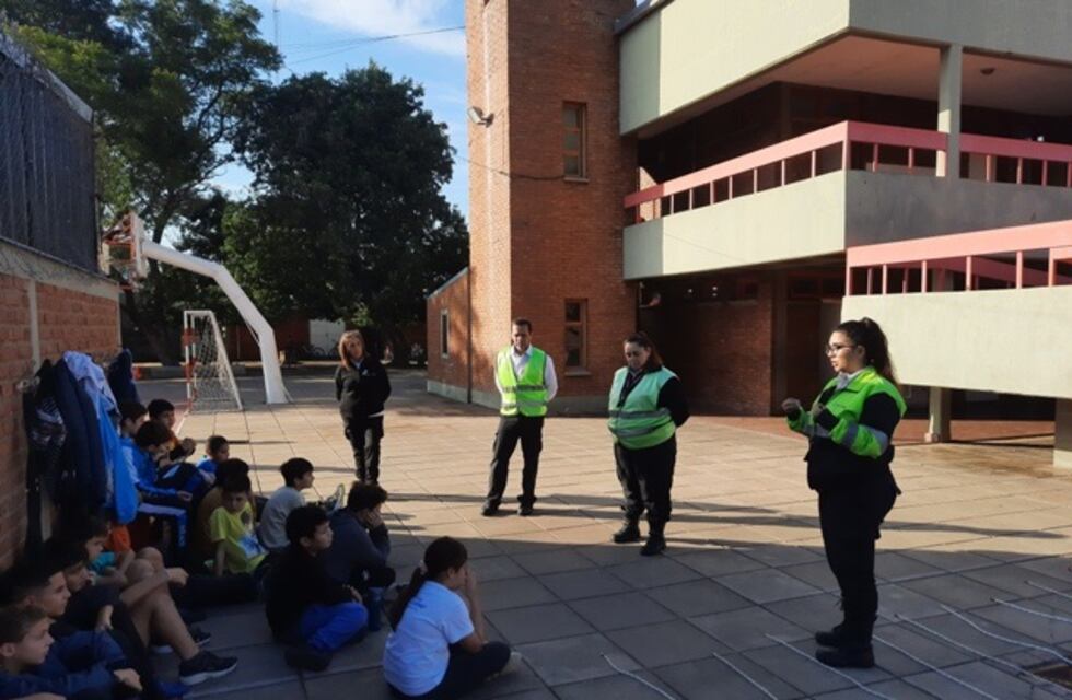 Jornadas en establecimientos educativos por el Mes de la Educación Vial