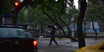 El pronóstico anuncia un martes lluvioso en Córdoba, con tormentas fuertes desde la tarde.