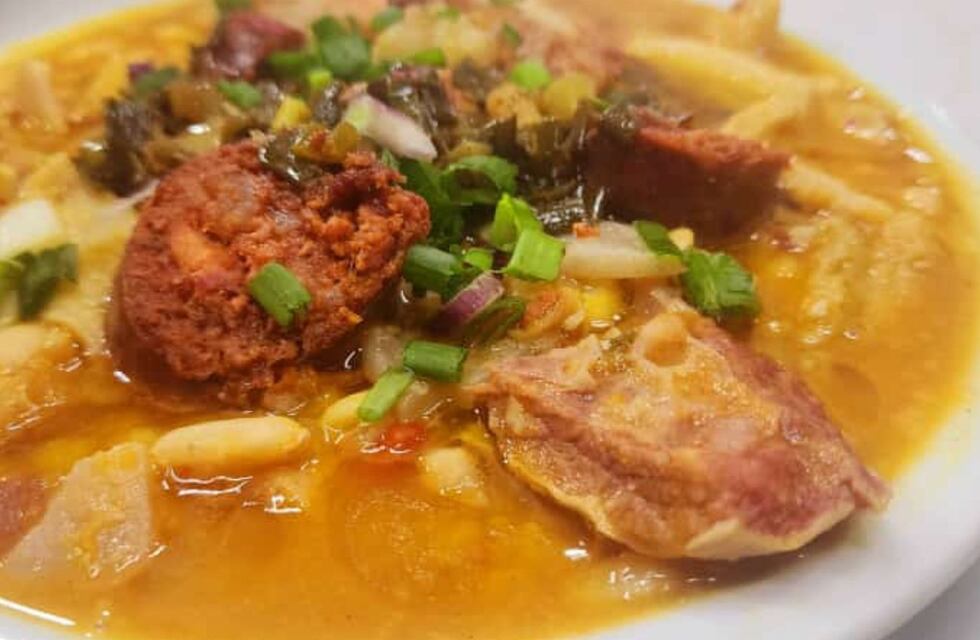 Cuánto cuesta hacer locro casero para este 25 de mayo