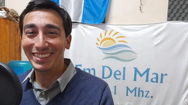 Nicolás Aramayo en una entrevista radial