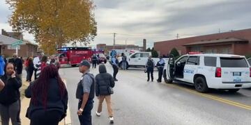 El bolso del estudiante de 6 años fue registrado por un miembro del personal de la escuela. No se encontró ningún arma en él. Foto: Gentileza Sky News.