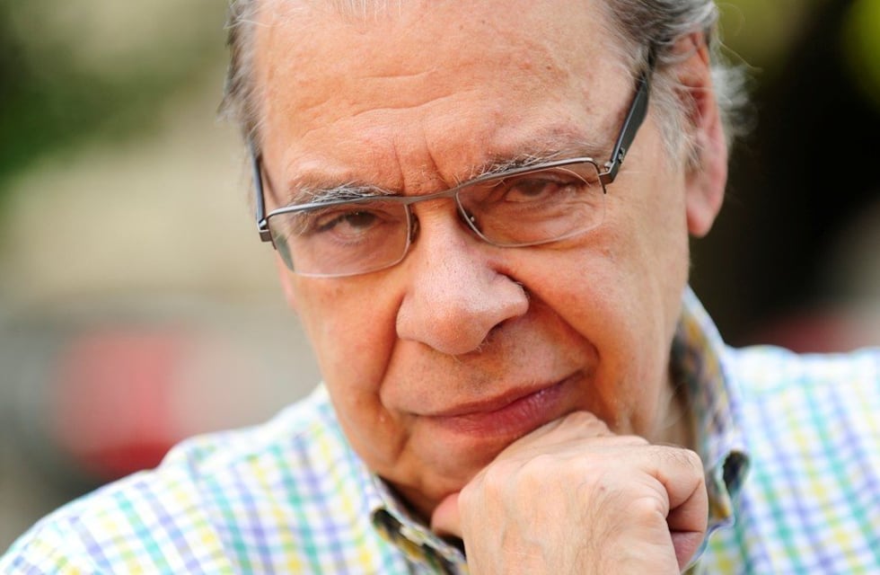 Enrique Pinti sufrió una desmejoría en su salud y pidieron una cadena de oración