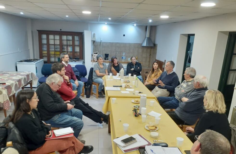 El Movimiento Vecinal Renovación se reunió con la Sociedad de Fomento de Orense
