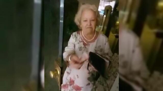 La vecina no esperaba recuperar su dinero, pero el taxista la sorprendió en la puerta de su edificio.