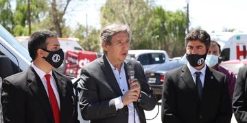 Emir Félix durante la entrega de ambulancia en San Rafael, en la previa del almuerzo de las fuerzas vivas.