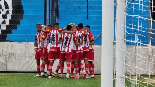El "Santo" le ganó a Temperley por 1 a 0.