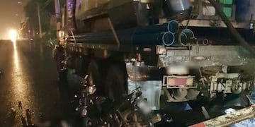 Motociclista de 20 años falleció tras impactar con un camión