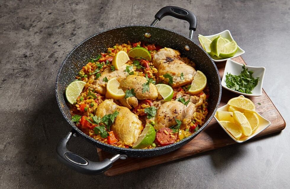 Ideal para el fin de semana: la receta de la paella de pollo que sorprendió a un jugador del Real Madrid